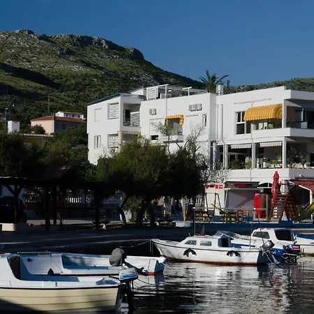 Fuer 3 Personen Ca 30 Qm In Grebastica, Dalmatien Norddalmatien Grebastica