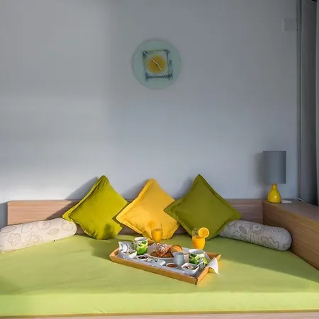 Apartman Fuer 3 Personen Ca 30 Qm In Grebastica, Dalmatien Norddalmatien Grebastica