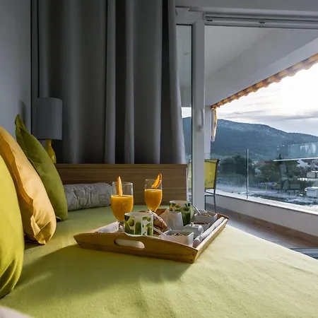 Fuer 3 Personen Ca 30 Qm In Grebastica, Dalmatien Norddalmatien * Grebastica