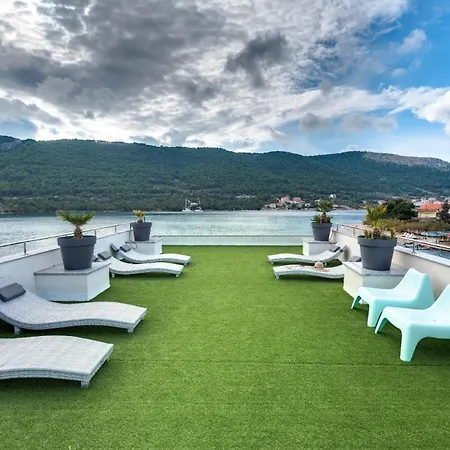 Apartman Fuer 3 Personen Ca 30 Qm In Grebastica, Dalmatien Norddalmatien *