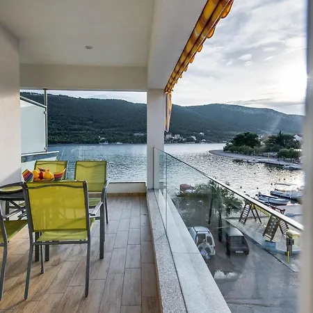 Fuer 3 Personen Ca 30 Qm In Grebastica, Dalmatien Norddalmatien Apartman Grebastica